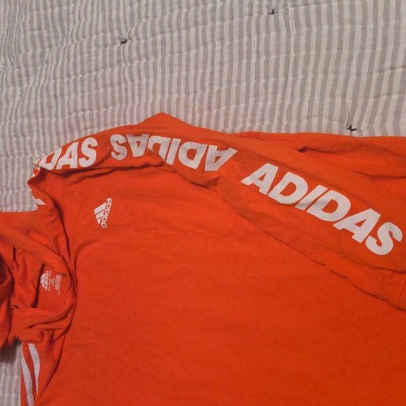 Long sleeved Adidas shirt with hood - Picture 3 of 4